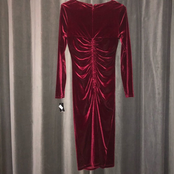 🍷 Going Global -Velour BodyCon Dress ruched, flattering XS $140 - Picture 6 of 7